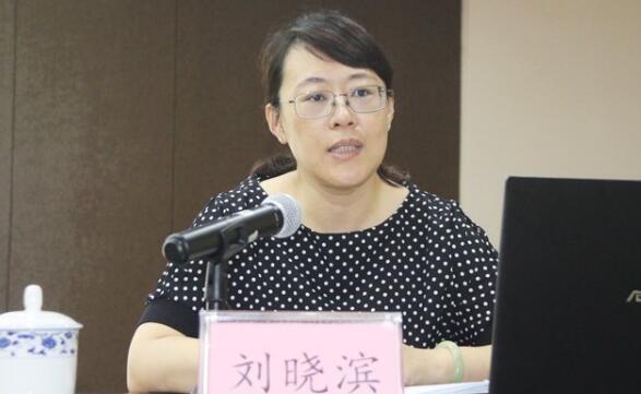 劉曉濱簡歷：廣西黨委組織部部務(wù)會成員、遠(yuǎn)程辦主任劉曉濱，曾任廣西組織部公務(wù)員一處處長