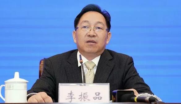 李振品簡歷：梧州市委副書記、市長李振品，曾任來賓市委常委、常務(wù)副市長、宣傳部部長，玉林市副市長