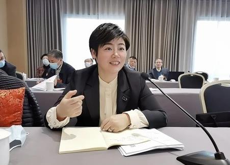 歐彥伶簡歷：河池市商務局局長歐彥伶，曾任羅城縣副縣長、人大副主任