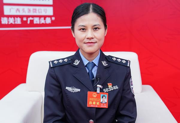 黃墁簡歷：玉林市容縣公安局政委黃墁，曾任玉林市公安局刑事偵查支隊副支隊長
